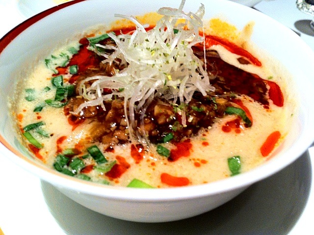 担々麺 at 龍天門 (Ryutenmon)SnapDish Food Camera